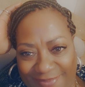 Meet your Posher, Pamela